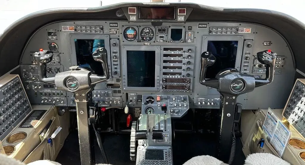 CJ1 Pro Line 21 cockpit